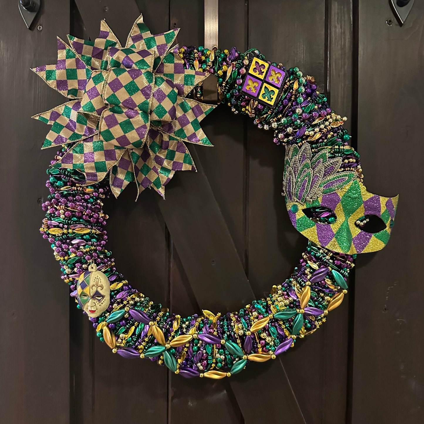 Krewe of OG: Float 15, Feeling jazzy, dressing snazzy!